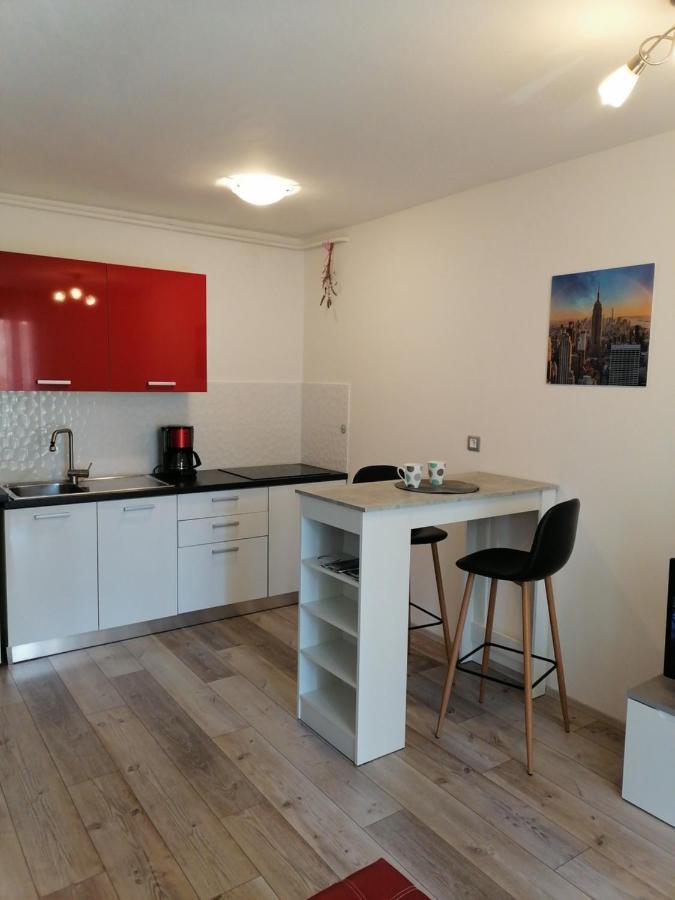 Apartman Ester Pula Exterior foto