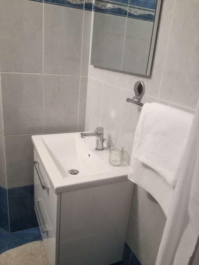 Apartman Ester Pula Exterior foto